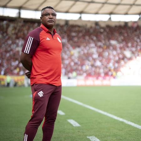 Roger Machado, técnico do Internacional, no Maracanã