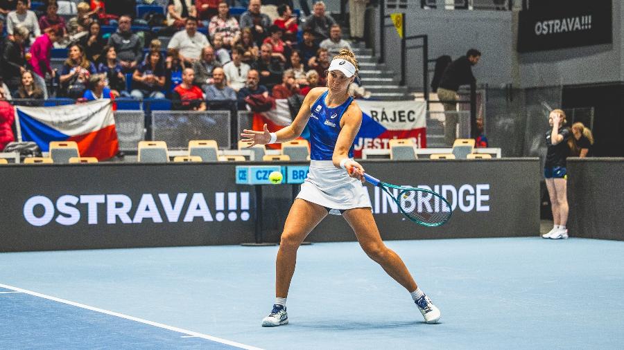Beatriz Haddad Maia na Billie Jean King Cup contra a República Tcheca, em Ostrava, abril de 2025 Beatriz Haddad Maia na Billie Jean King Cup contra a República Tcheca, em Ostrava, abril de 2025