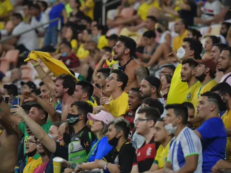 Brasil humilha Uruguai 'derrotado mentalmente', diz jornal espanhol