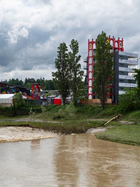 Ferrari vai doar um milhão de euros para ajudar as vítimas de enchente na Itália.  - Rudy Carezzevoli/Getty Images