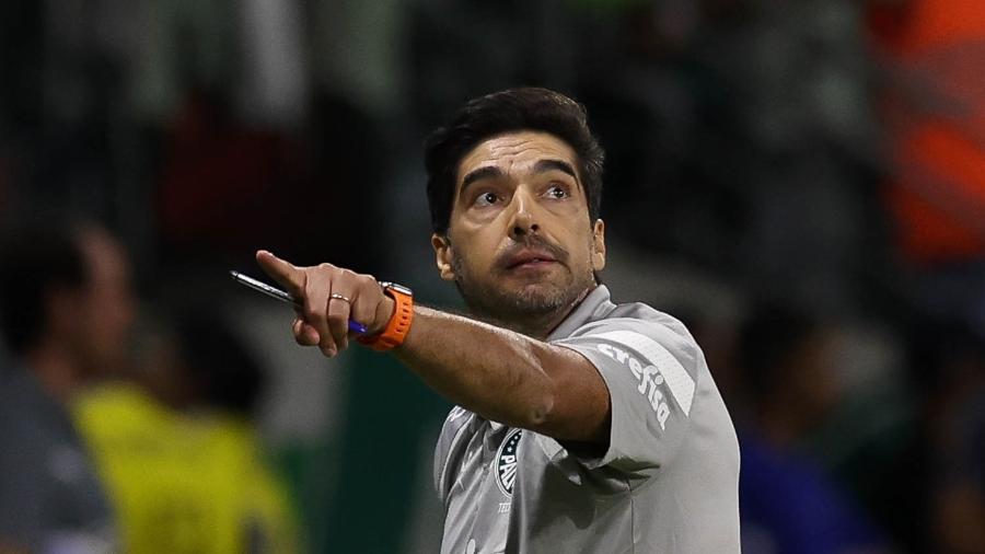 Abel Ferreira, técnico do Palmeiras: machismo ou mal entendido?