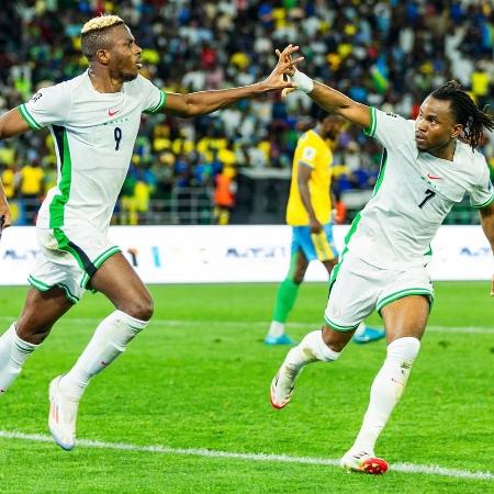 Mesmo com Osimhen e Lookman, a Nigéria enfrenta dificuldades e pode ficar fora da Copa Mesmo com Osimhen e Lookman, a Nigéria enfrenta dificuldades e pode ficar fora da Copa