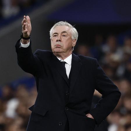Carlo Ancelotti na partida entre Real Madrid e Arsenal pela Champions League - Juan Medina/Reuters