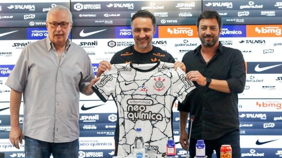 Vítor Pereira é apresentado oficialmente pelo Corinthians no CT Dr. Joaquim Grava - Divulgação/SCCP