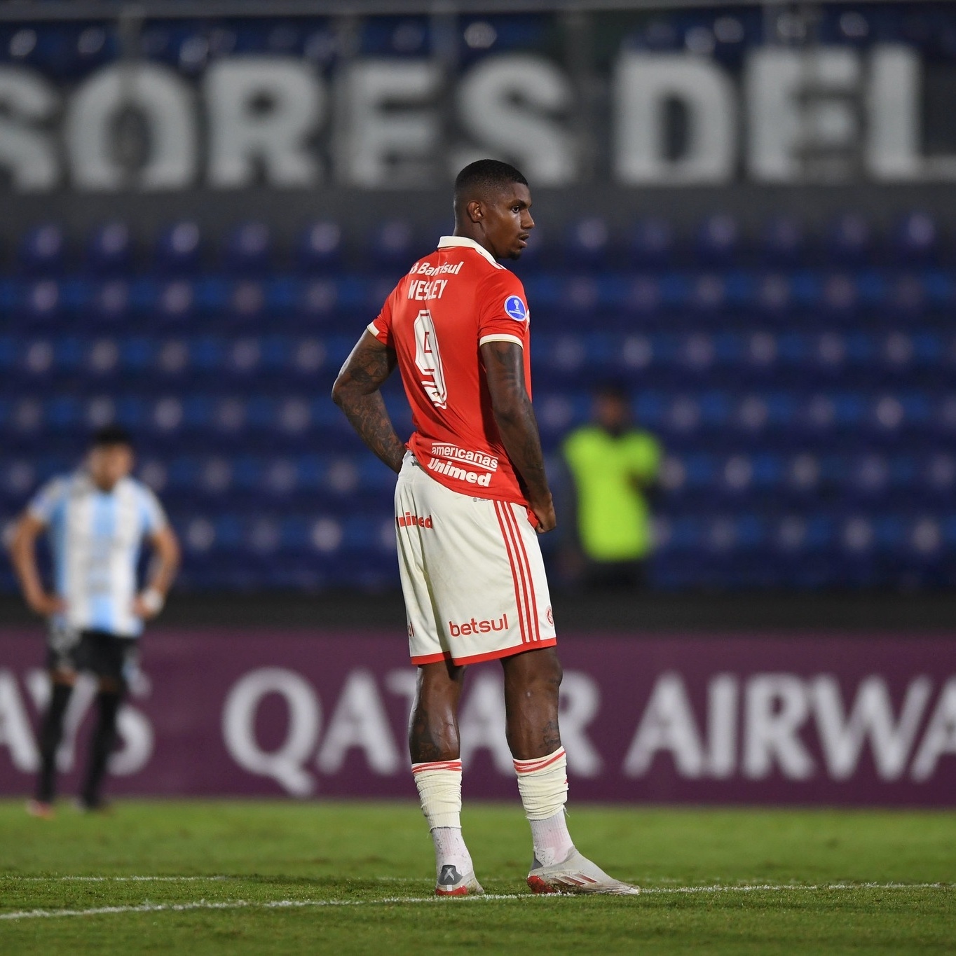 Dispensado pelo Atlético, Wesley Moraes encaminha acerto com