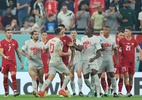 Erros defensivos e tensão marcaram o triunfo da Suíça contra a Sérvia - Youssef Loulidi/Fantasista/Getty Images