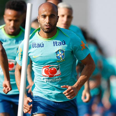 Lucas Moura foi convocado para a seleção brasileira na vaga de Savinho - Rafael Ribeiro/CBF