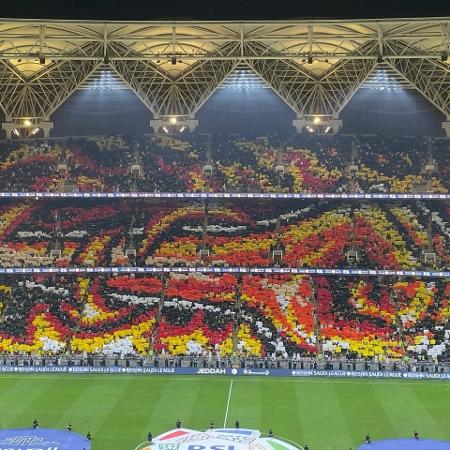 Al-Ittihad x Al-Ahli foi disputado em um lotado estádio King Abdulla Sports City