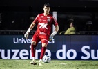 Santos tenta segurar Gabriel Brazão e admite negociação por João Paulo