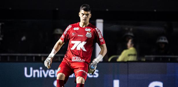 Santos deve receber proposta de metade do que espera por Gabriel Brazão