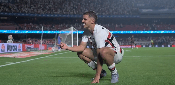 São Paulo joga muito mal e ganha muito bem