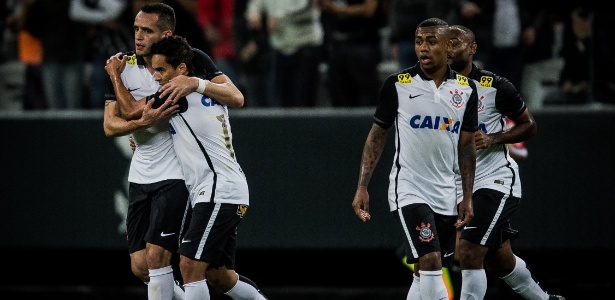 Corinthians de 2015 sofreu desmanche nos primeiros meses de 2016 - Eduardo Anizelli / Folhapress