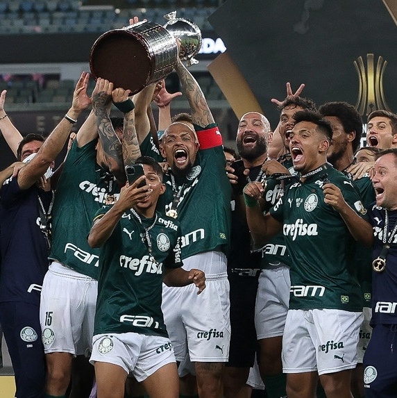 Palmeiras bate Santos e conquista Paulista feminino 2022 - 21/12/2022 -  Esporte - Folha