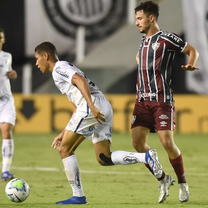 Santos toma aula do Fluminense, é goleado na Vila e se complica no  Brasileiro - Diário do Peixe