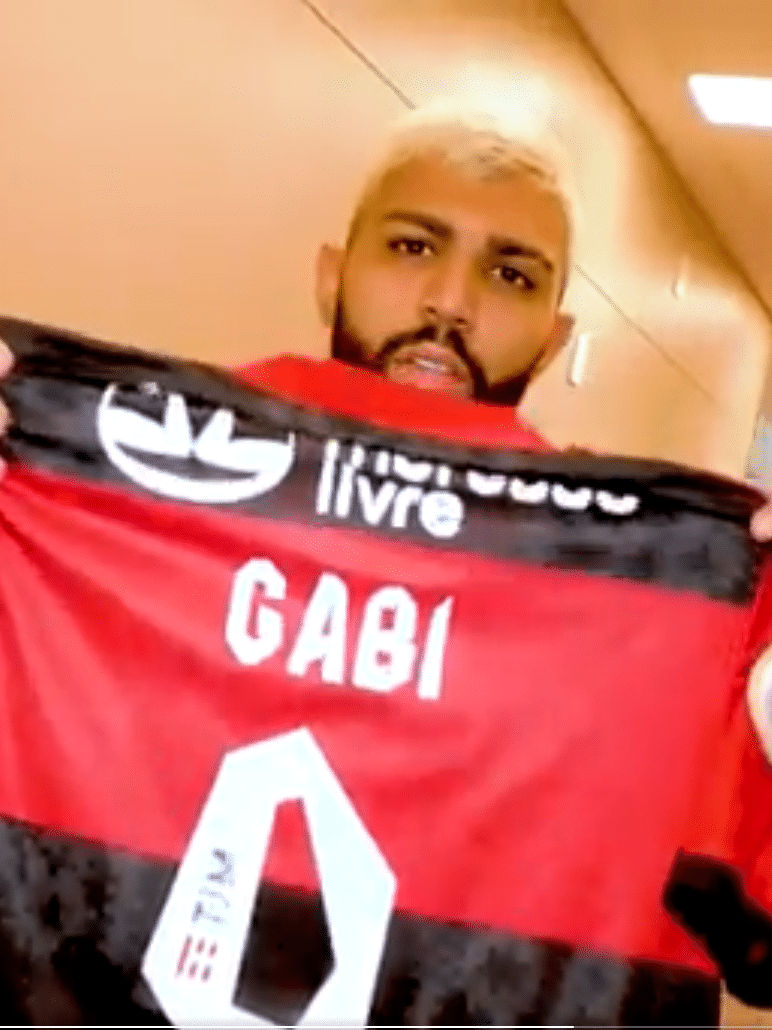 camisa autografada gabigol