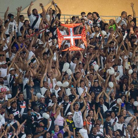 Torcida do Vasco fez a festa em Manaus, mas ficou frustrada com o empate em 0 a 0 com o Guarani - Daniel Ramalho / Vasco