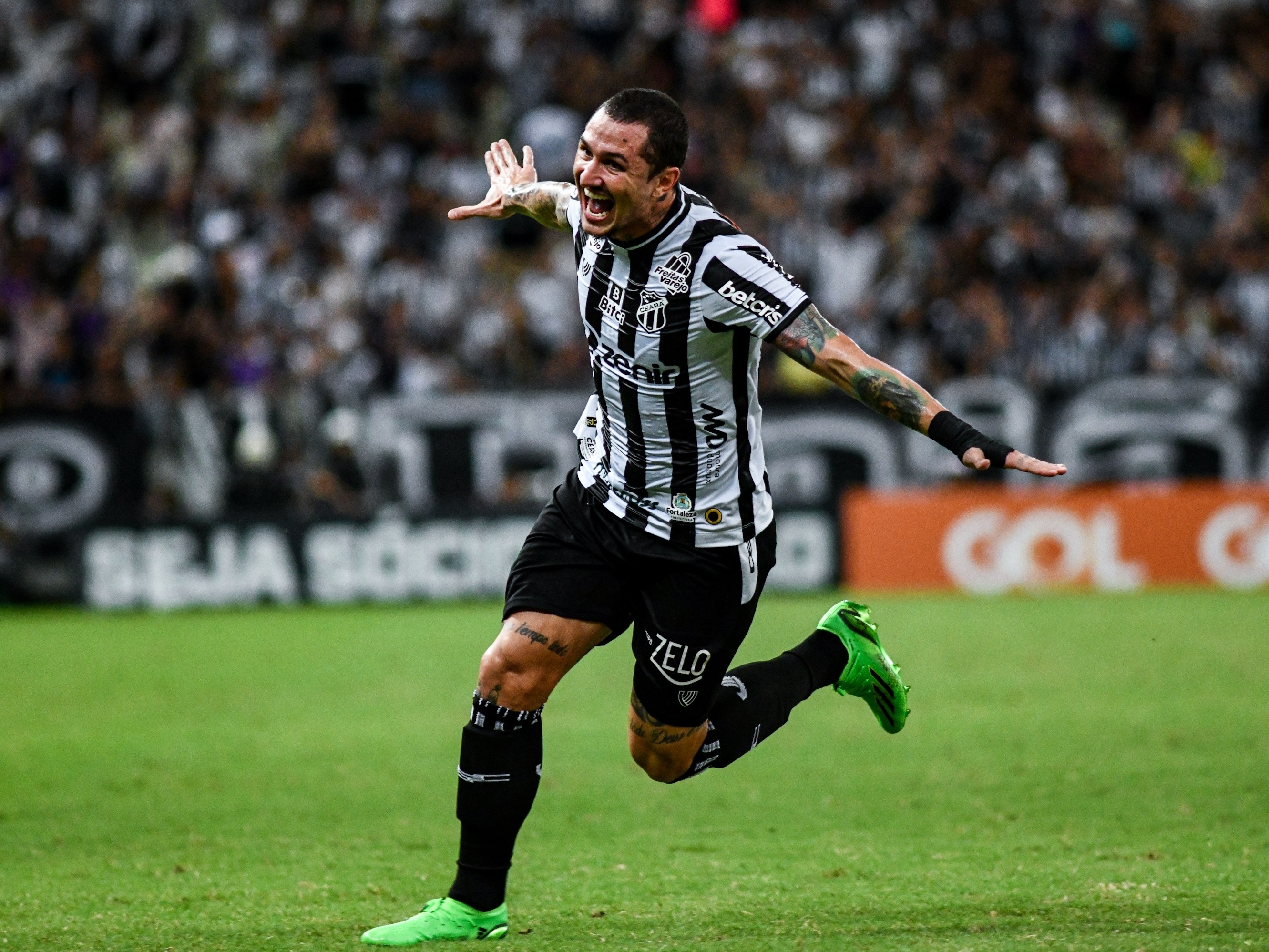 Corinthians volta a enfrentar o Fortaleza no Castelão após mais de