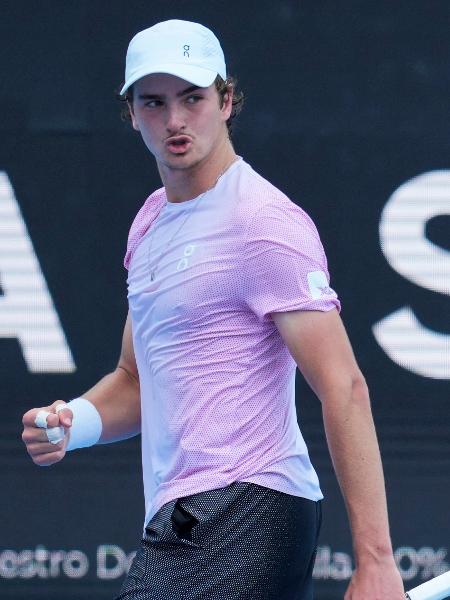 João Fonseca na primeira rodada do Masters 1000 de Cincinnati em 2025 João Fonseca na primeira rodada do Masters 1000 de Cincinnati em 2025