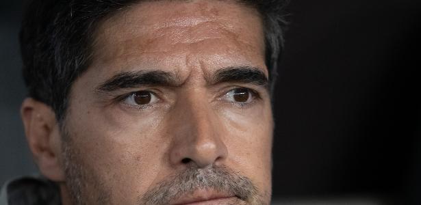 Palmeiras entrega a liderança para o Fla em jogo com melhora insuficiente