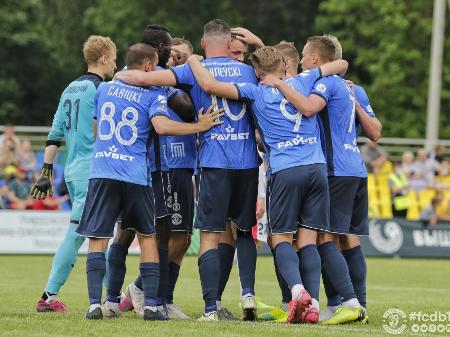 Coronavirus Jogo Do Campeonato Bielorrusso E Adiado Devido A Surto Da Doenca