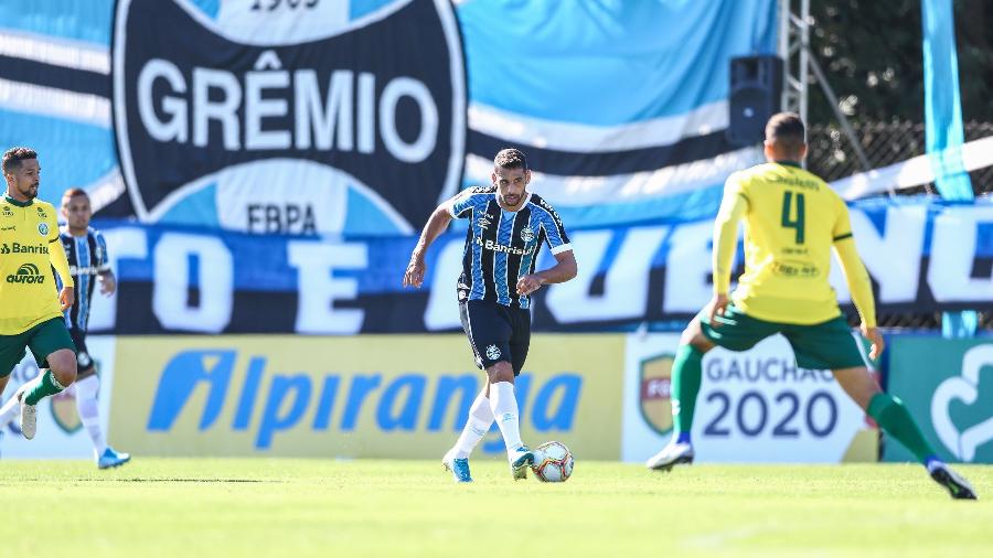 Diego Souza durante jogo do Grêmio. Time voltará a atuar na Arena, em Porto Alegre - Lucas Uebel/Grêmio FPBA