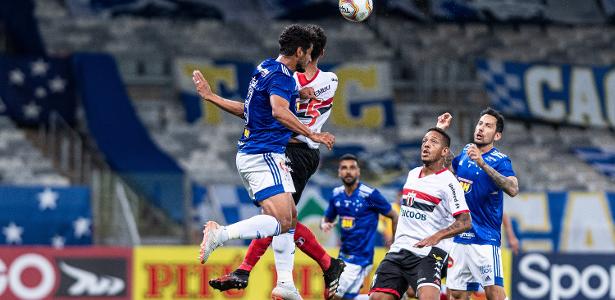 Cruzeiro Toma Susto Mas Vence O Botafogo Sp Em Estreia Da Serie B 2020