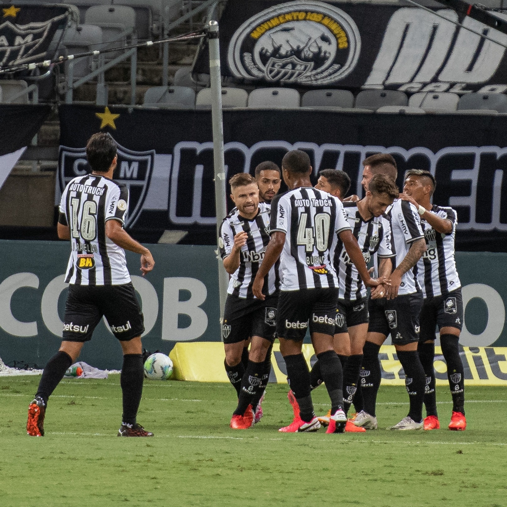 BOTAFOGO X FLAMENGO PELO BRASILEIRÃO, FURACÃO E GALO FICAM NO EMPATE E  MAIS!