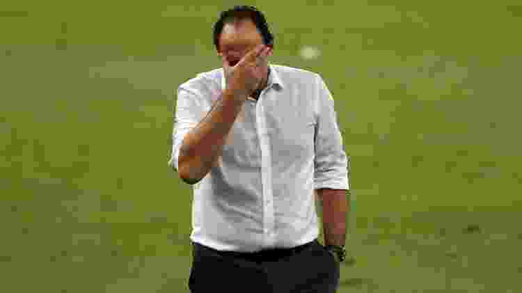 Rogério Ceni à frente do Flamengo contra o Racing, pela Libertadores - EFE/Bruna Prado POOL - EFE/Bruna Prado POOL
