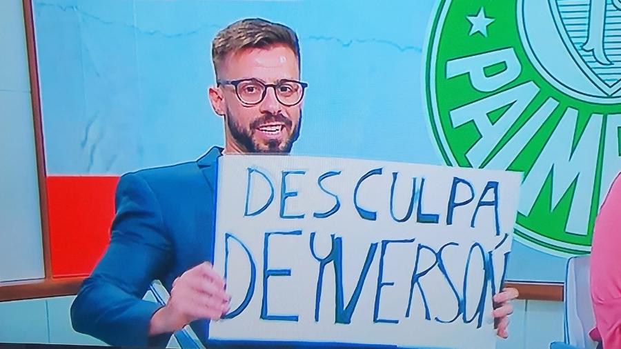 Felippe Facincani, da ESPN Brasil, levou aos estúdios do "F90" placas citando atletas do Palmeiras; Abel também foi lembrado - Reprodução/Twitter