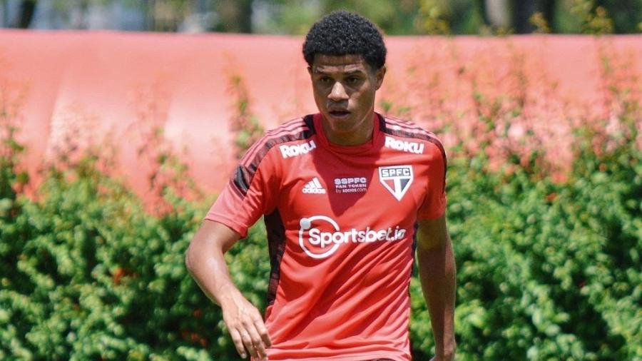 Gabriel Sara é considerado um jogador indispensável para o meio-campo do São Paulo - Divulgação/São Paulo