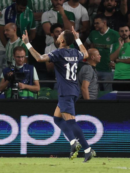 Neymar, do PSG, comemora seu gol contra o Maccabi Haifa na Champions - JACK GUEZ / AFP