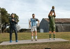 Parece? Messi, Scaloni e Dibu Martínez são homenageados com estátuas; veja - Reprodução/Twitter