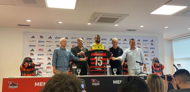 Fabrício Bruno fala sobre convocação e renovação no Flamengo: Fazer história