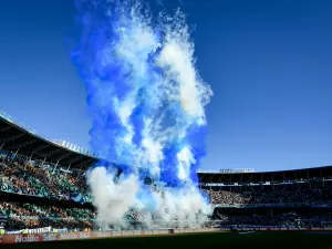 Torcida do Racing-ARG esgota ingressos para duelo decisivo contra o Corinthians