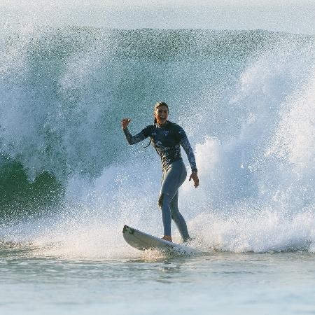 Luana Silva vibra após eliminar Molly Picklum em Bells - Ed Sloane/WSL