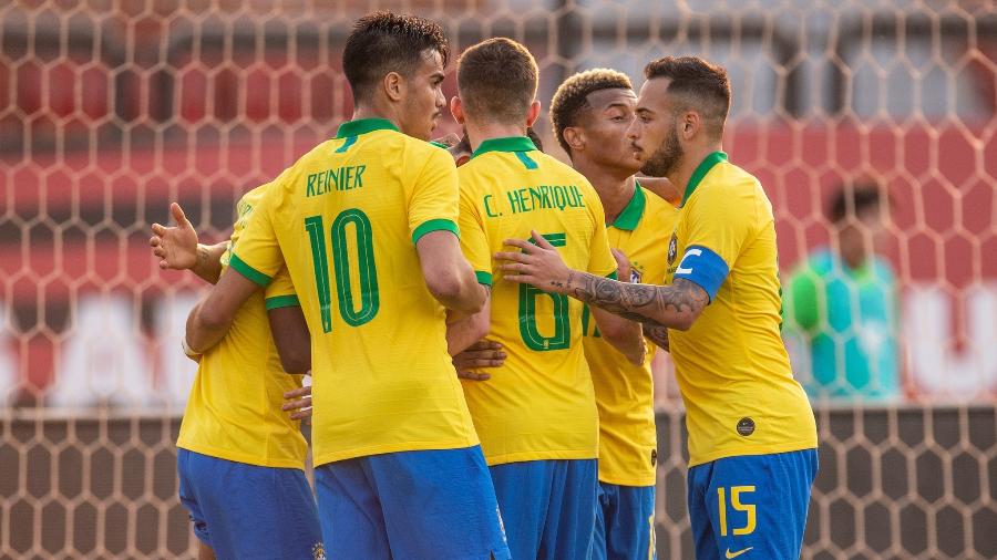 Jogadores do Brasil, após gol contra a Coreia do Sul - Ricardo Nogueira / CBF