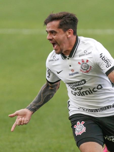 Fagner comemora gol marcado pelo Corinthians contra a Inter de Limeira nas quartas de final do Paulistão - Marcello Zambrana/AGIF