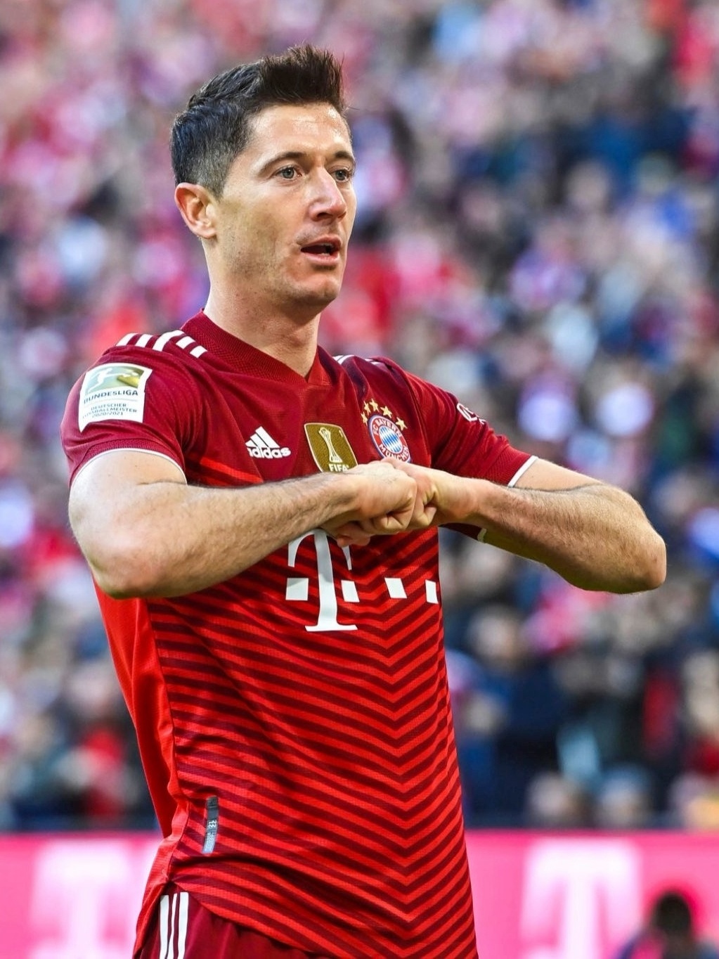 Robert Lewandowski é (novamente) o Melhor Jogador do Mundo – DW – 17/01/2022