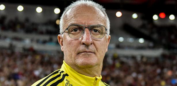 “Future of Rogério Ceni at São Paulo in Question: Leaders Discussing Possible Replacement with Dorival Júnior”