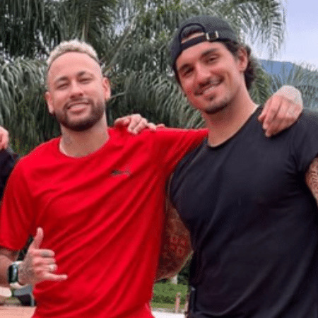 Neymar e Gabriel Medina treinaram juntos no Brasil - Reprodução/Instagram