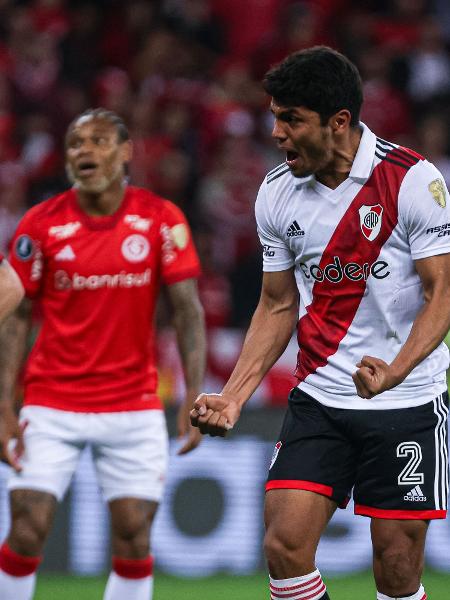 Vasco encaminha contratação de Robert Rojas, do River Plate