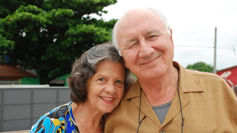 Flávio Araújo ao lado de sua esposa, Yvette Pinheiro, em foto de 2010