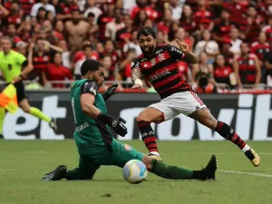 Gabigol diz que se tornou 'imortal' no Flamengo e alfineta diretoria