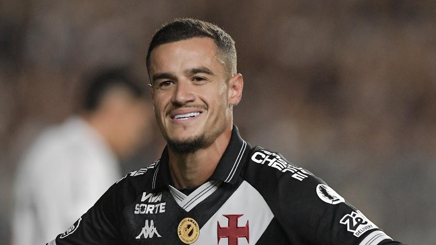 Philippe Coutinho comemora gol em Vasco x Ceará, duelo do Brasileirão Philippe Coutinho comemora gol em Vasco x Ceará, duelo do Brasileirão