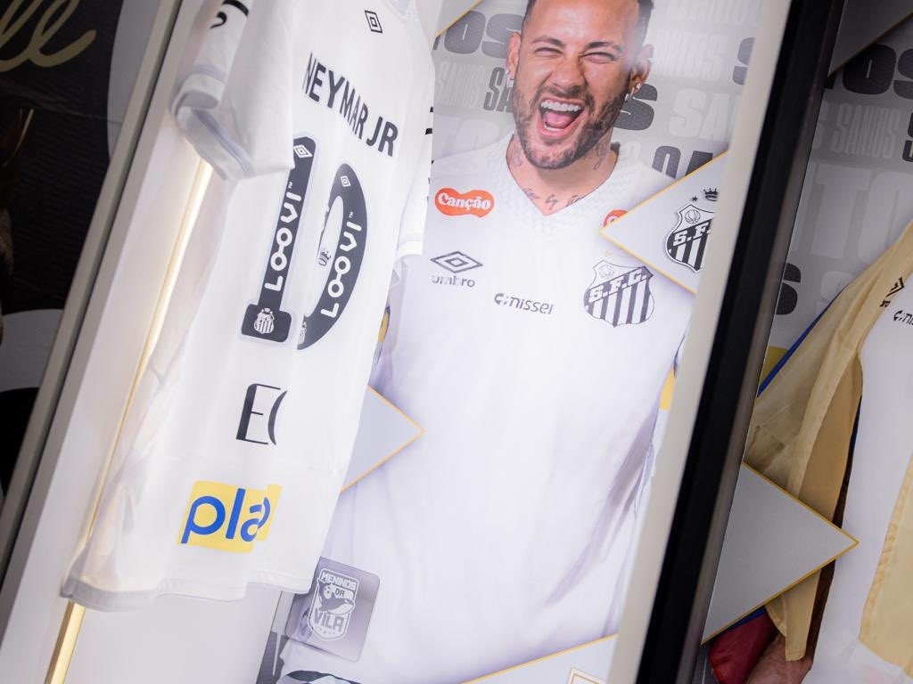 Imagem ilustrativa sobre Adidas propõe contrato de seis anos ao Santos, com 120 lojas globais a partir de 2027