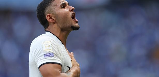 Pró-governo diz: Botafogo derruba a invencibilidade do Cruzeiro e vira a tabela no Mineirão