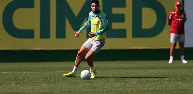 Flaco López se reapresenta, treina com o grupo e reforça o Palmeiras