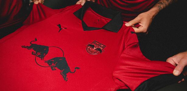 Vinho: nova camisa 3 do Bragantino traz cor inédita e design clássico