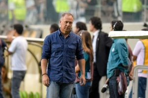 Mano cita 25 minutos do Cruzeiro, mas critica falta de maturidade em virada