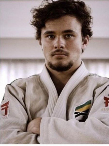 Judoca Gabriel Adriano foi encontrado morto em piscina de condomínio - Reprodução